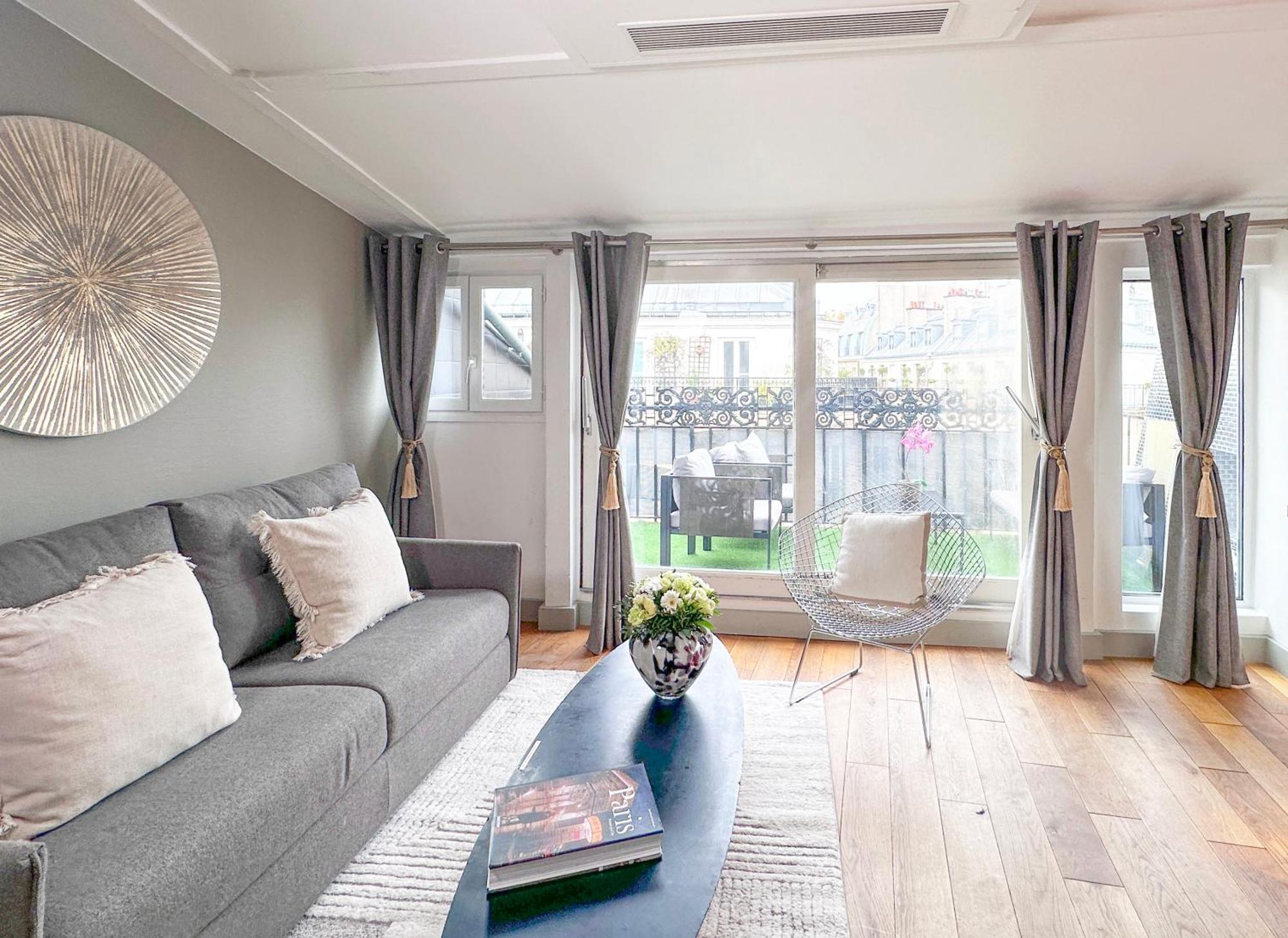 St Michel Apartment Paris Exterior photo